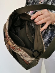 Originální zelená kabelka s gobelínovou vsadkou ACHÁT