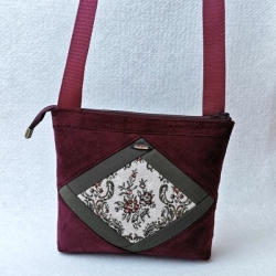 Bordová crossbody kabelka AKVAMARÍN 17