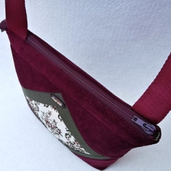 Bordová crossbody kabelka AKVAMARÍN 17