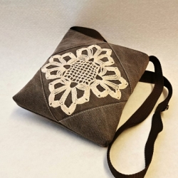 Hnědá riflová kabelka CROSSBODY 17