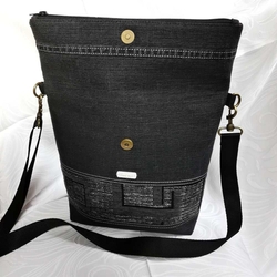 Ručně šitá černá riflová kabelka ONYX 4